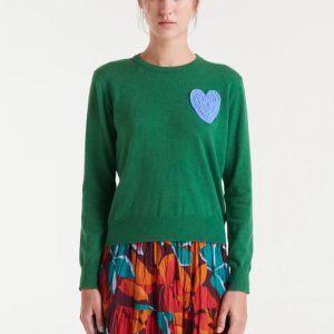 jersey de punto verde con print de corazon